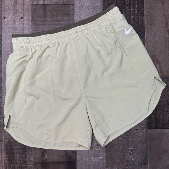 NWT Nike Running Short size Small - Picture 13 of 13